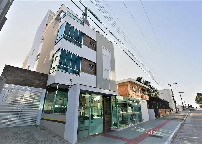 Lindo Apto, 50Metros Do Mar, Ideal Para Familias