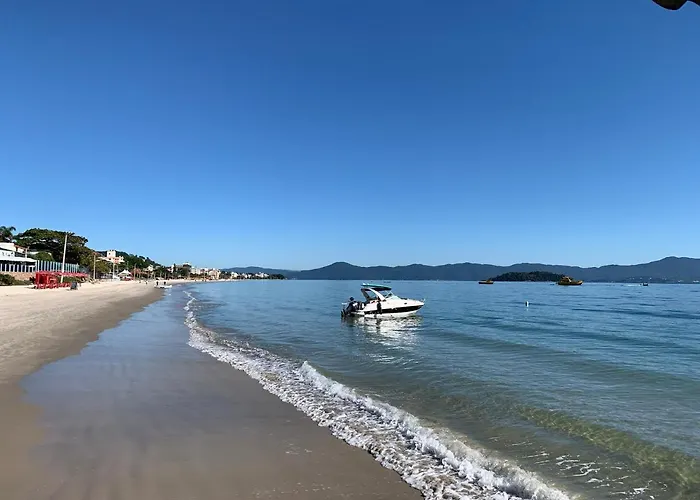 Lindo Apto, 50Metros Do Mar, Ideal Para Familias